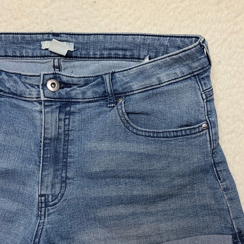 H&M Denim Shorts Womens 10 Blue Cuffed Hem Stretch‎ Casual Everyday 5-Pocket